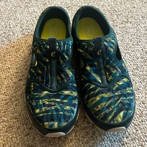Easy spirit slip on size 7M